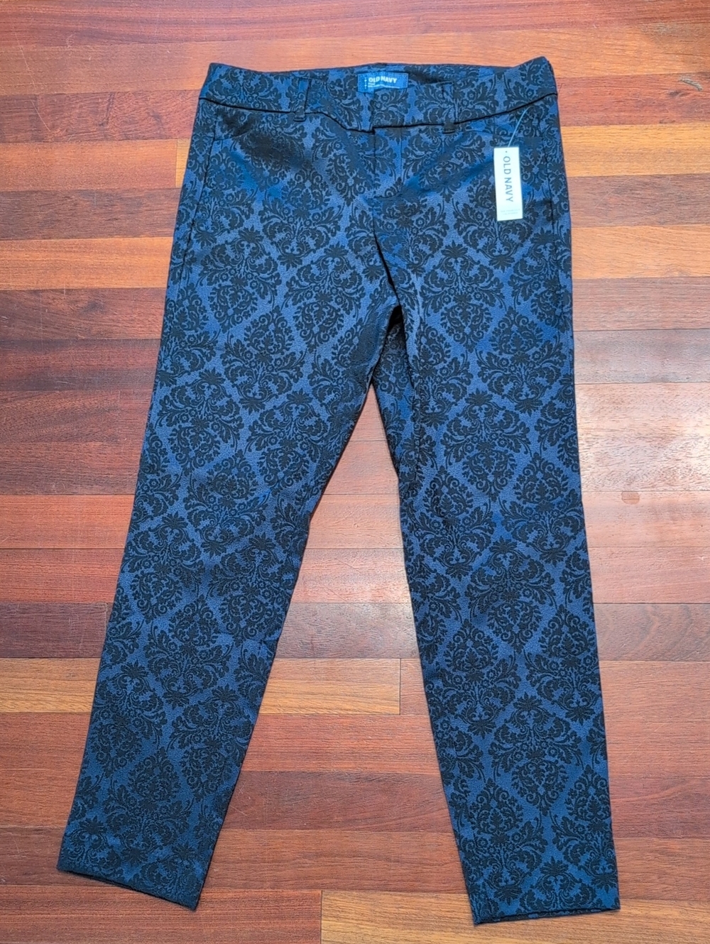 Old Navy Black And Blue Damask-Pattern Mod Rise Pixie Ankle Pants